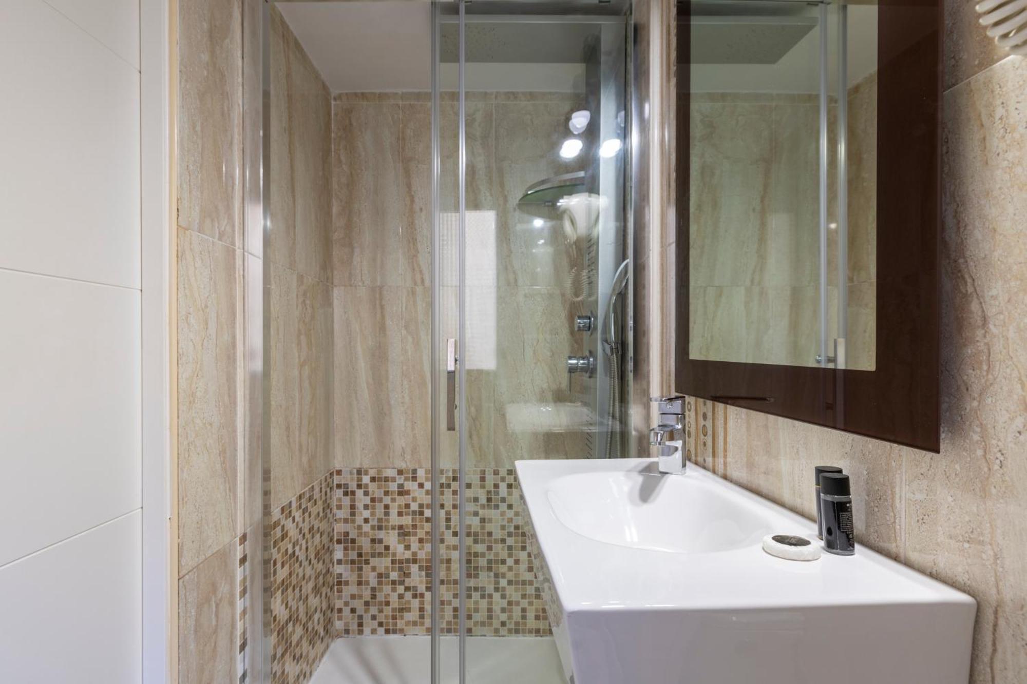H-A San Mateo Suites — Photos 1